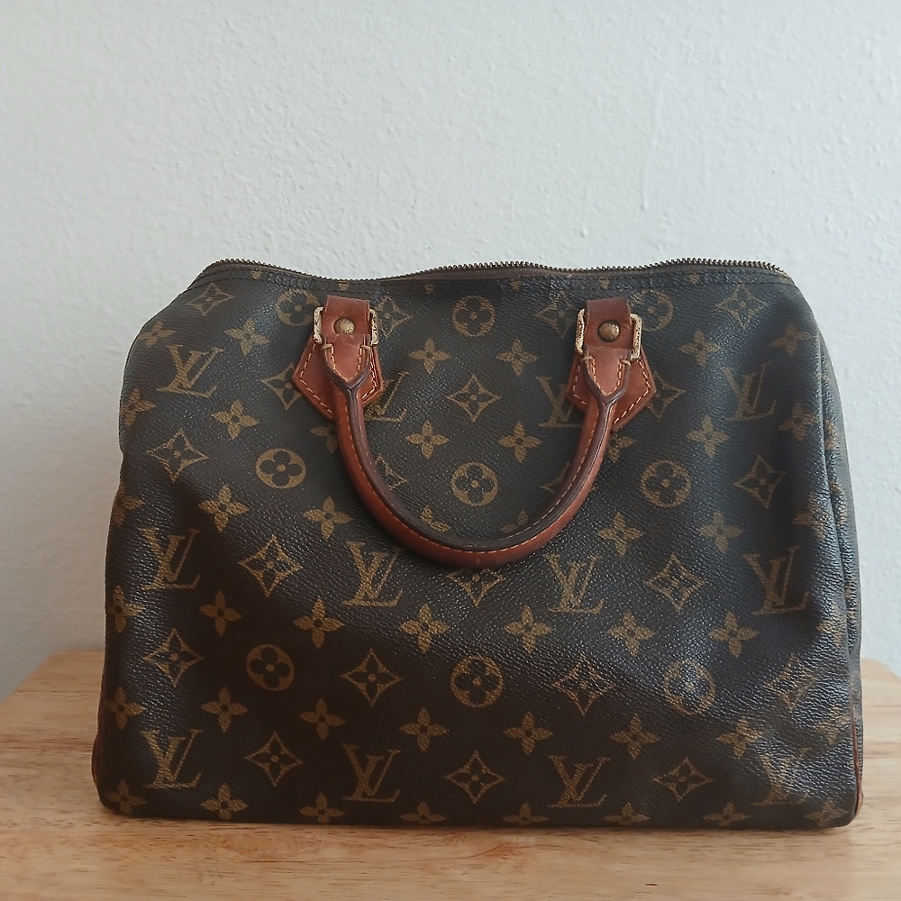 Louis Vuitton Monogram Speedy 30